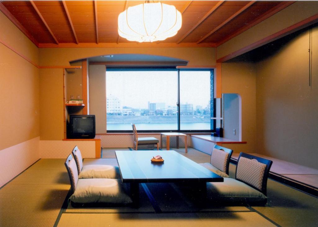 Hotel Shunjuan Hasshokaku Mizunowo Kakamigahara Camera foto