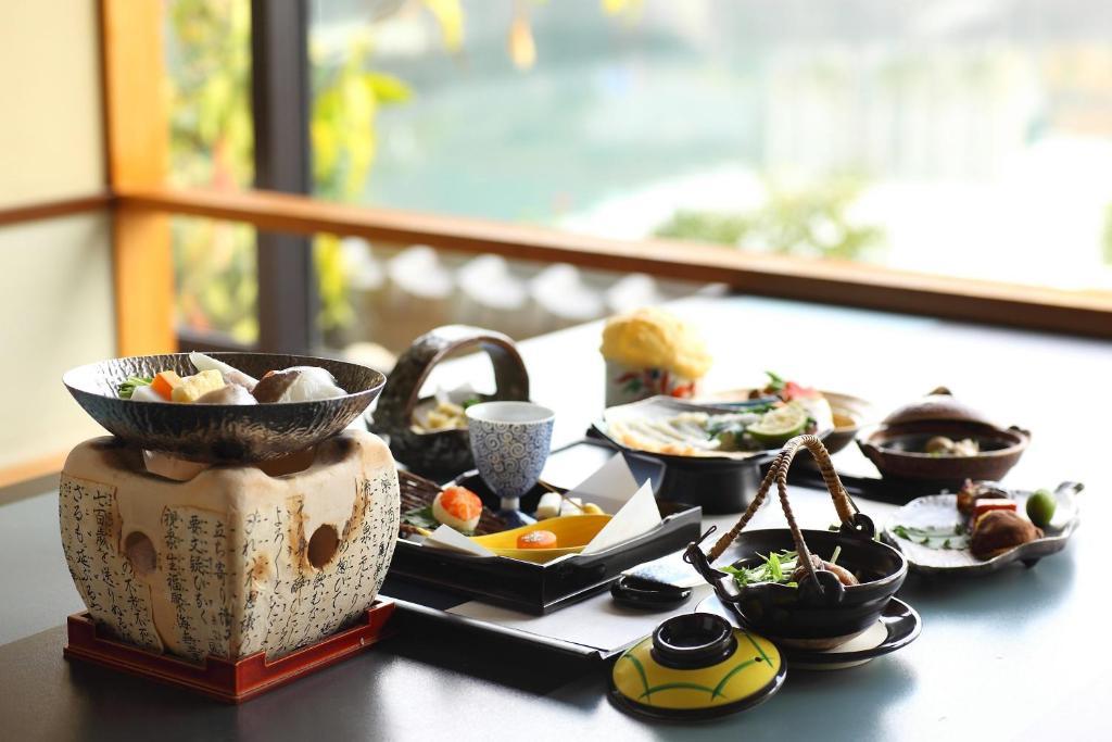 Hotel Shunjuan Hasshokaku Mizunowo Kakamigahara Esterno foto